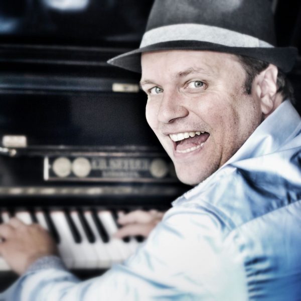 Gemeinnützige Online-Live-Konzerte zum Mutter- und Vatertag